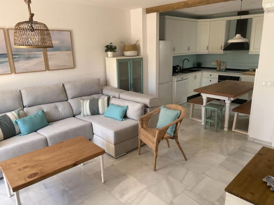 Willa Casa Lola Conil, Azotea Al Mar Y Parking Solo Familias O Parejas Conil De La Frontera Zewnętrze zdjęcie