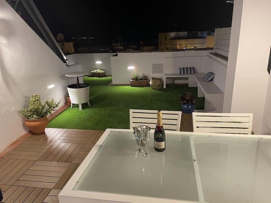 Willa Casa Lola Conil, Azotea Al Mar Y Parking Solo Familias O Parejas Conil De La Frontera Zewnętrze zdjęcie