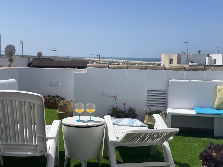 Willa Casa Lola Conil, Azotea Al Mar Y Parking Solo Familias O Parejas Conil De La Frontera Zewnętrze zdjęcie