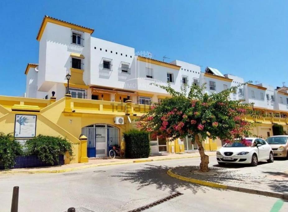 Willa Casa Lola Conil, Azotea Al Mar Y Parking Solo Familias O Parejas Conil De La Frontera Zewnętrze zdjęcie